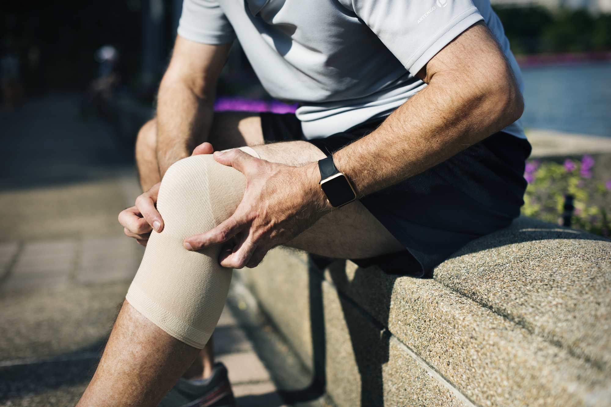 Knee cartilage procedure and joint assessment